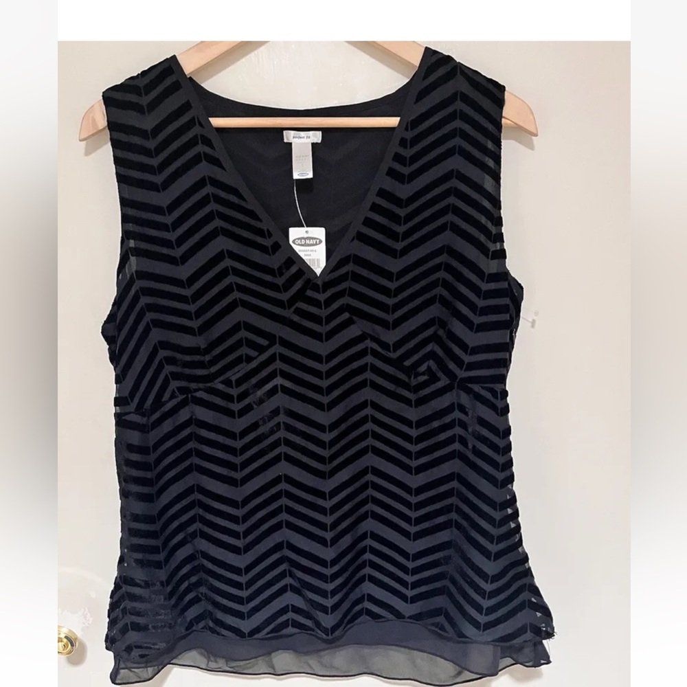 NWT Old Navy Black Zig Zag Burnout Sleeveless Shirt Top L